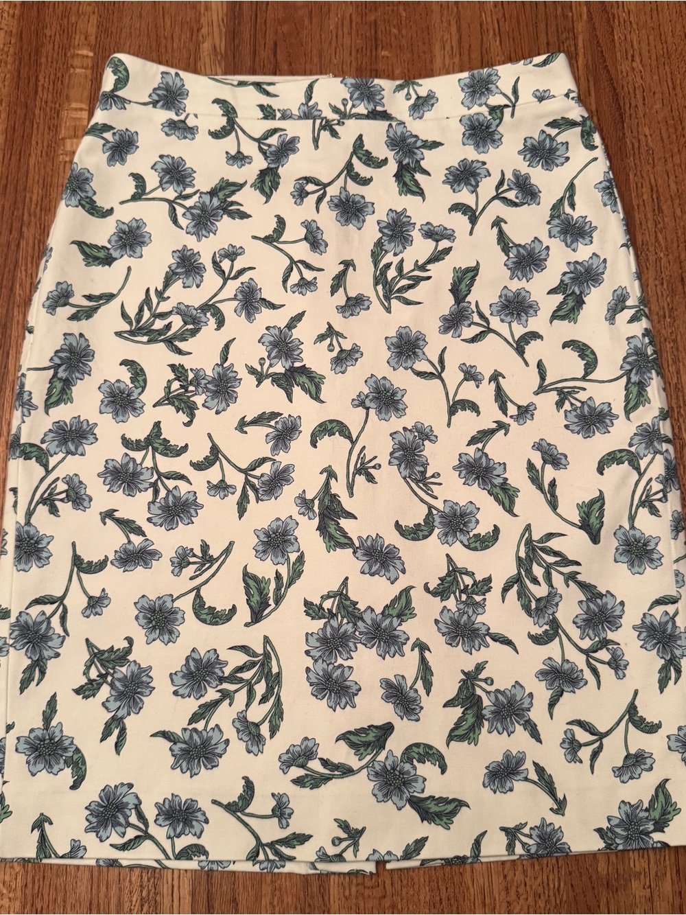 J.Crew Blue Floral Cotton Pencil Skirt Size 2 Lined Stretch Knee-Length